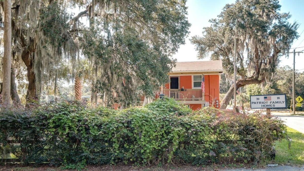 Retro Rainbow At Herb River- Orange Oasis #1 Savannah Exteriör bild